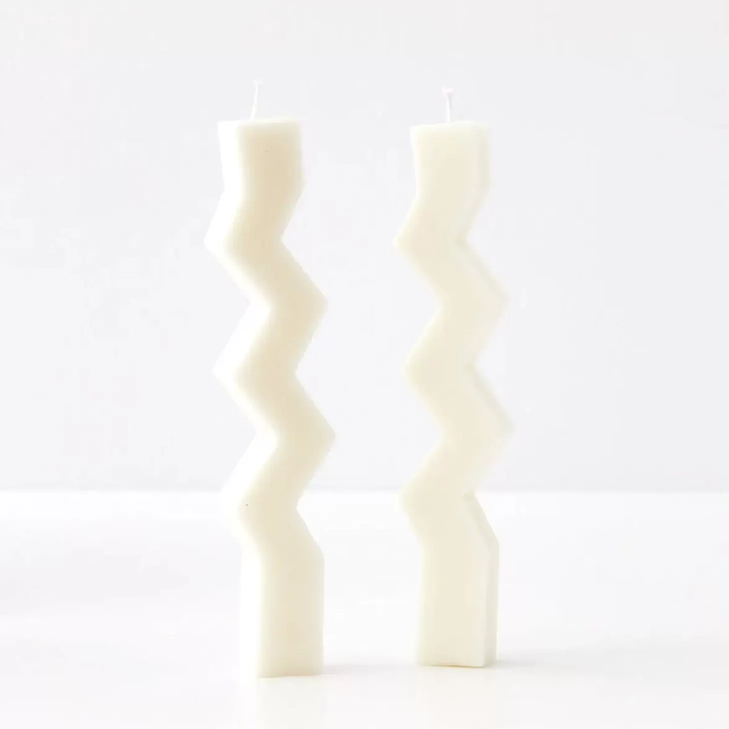 Fashion GigiandTom Zigzag Taper Candle White 2 Pack